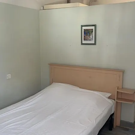 Hotel Urbain V Bourgs-sur-Colagne